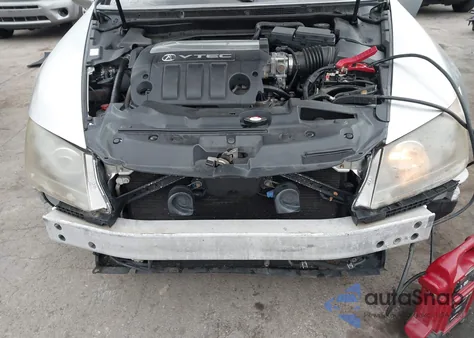 2005 Acura Rl 3.5 z USA, uszkodzony, nr VIN JH4KB16565C008121